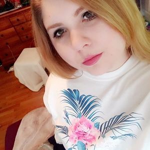 Meet your Posher, Marie